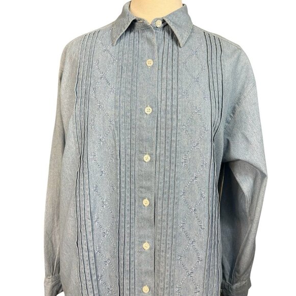 Clementine Vintage Woman's Blue Denim Button Down Shirt Size Medium Long sleeve - Picture 3 of 11